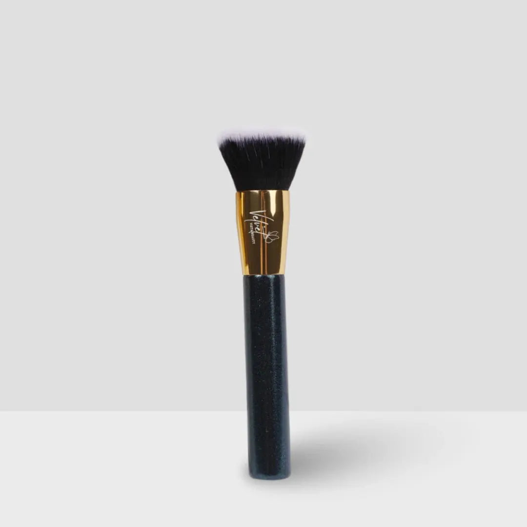 VelvetVista Kabuki Makeup Brush